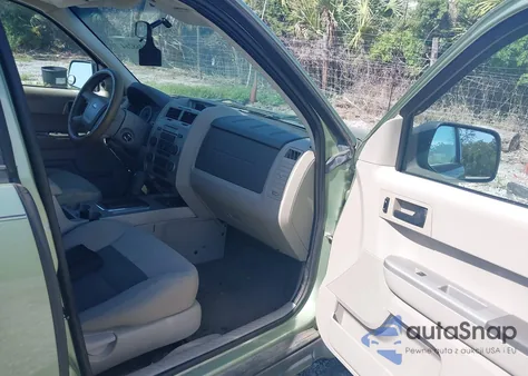 2008 Ford Escape Xlt из США, поврежденный, VIN 1FMCU03Z98KC41269